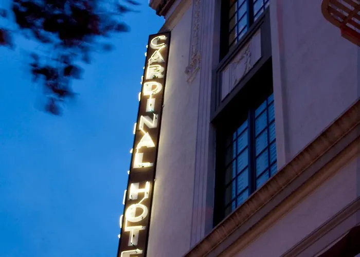 Cardinal Hotel