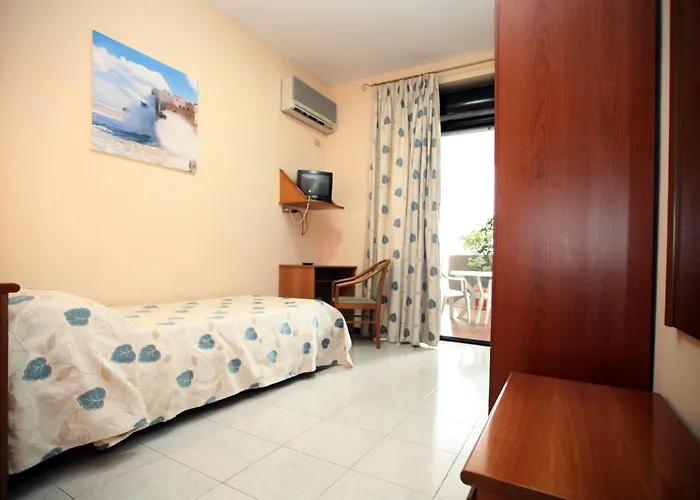 Hotel Cristal Bari