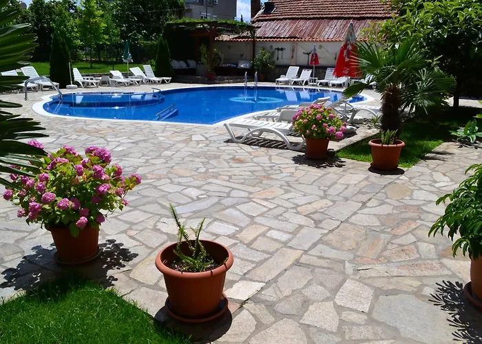Saint George Family Hotel