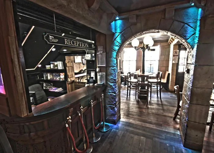 The George Hotel