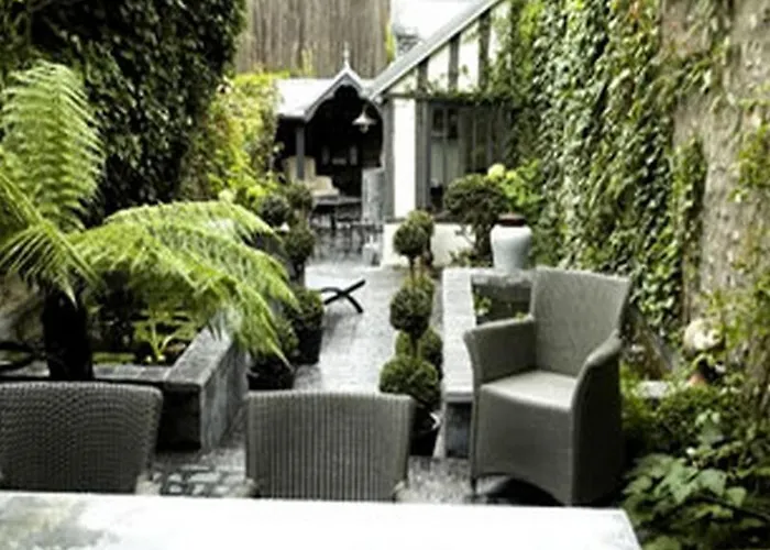 Au Grey D'Honfleur Bed and Breakfast