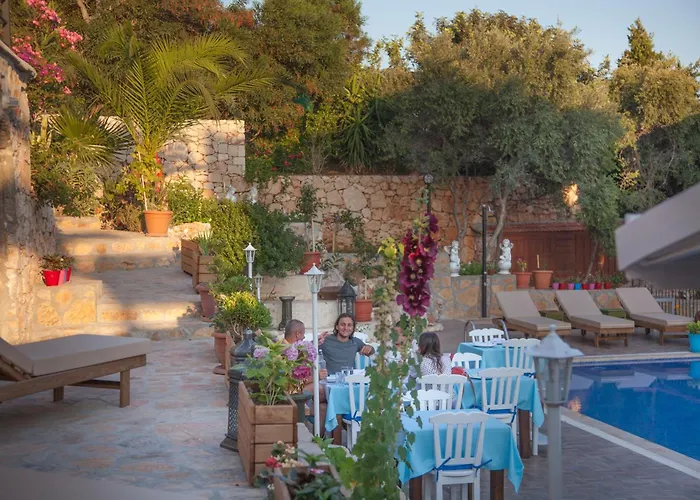Sunset Villa Hotel