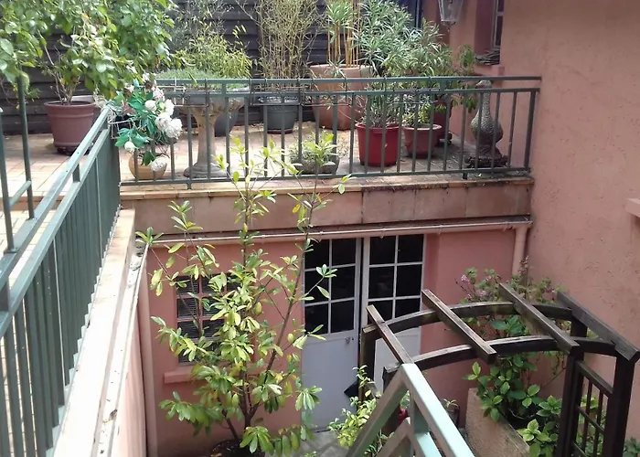 La Maison Rose: Lieu Atypique