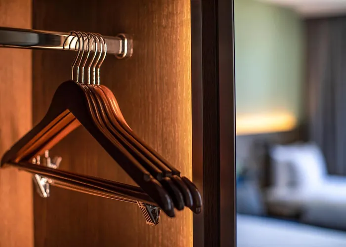Holiday Inn Express Melbourne Little Collins By Ihg