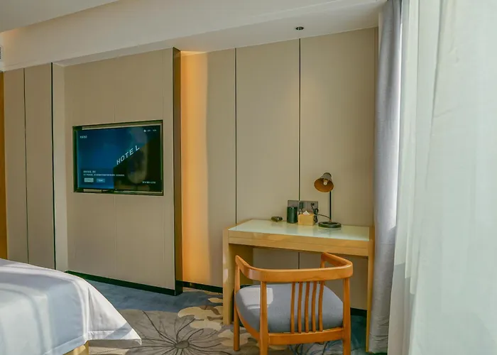 Paco Hotel Shenzhen Luohu Port
