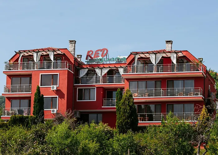 Red Iguana Hotel