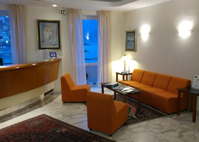 Hotel Elena