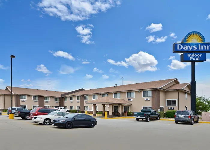 Days Inn By Wyndham Topeka