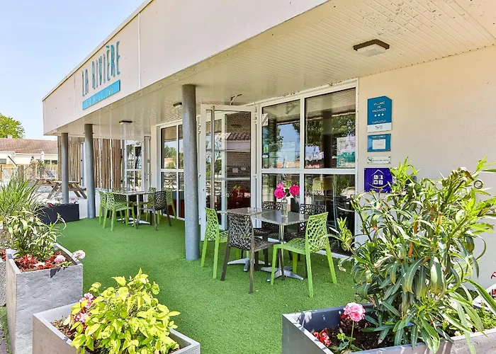 Village Club La Rivière CapFrance