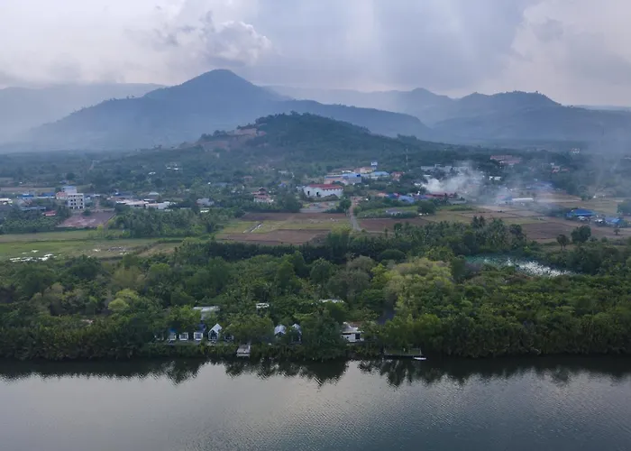 Kampot Riverfront Boutique By Ben