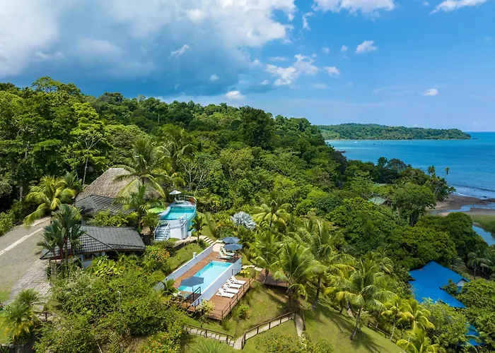 The Tranquilo Lodge, Adult Only, All Meals Included