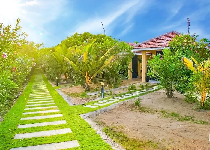 Nikara Beach Villas Arugambay