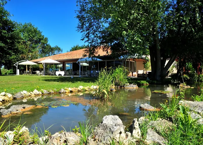 Les Jardins Du Lac