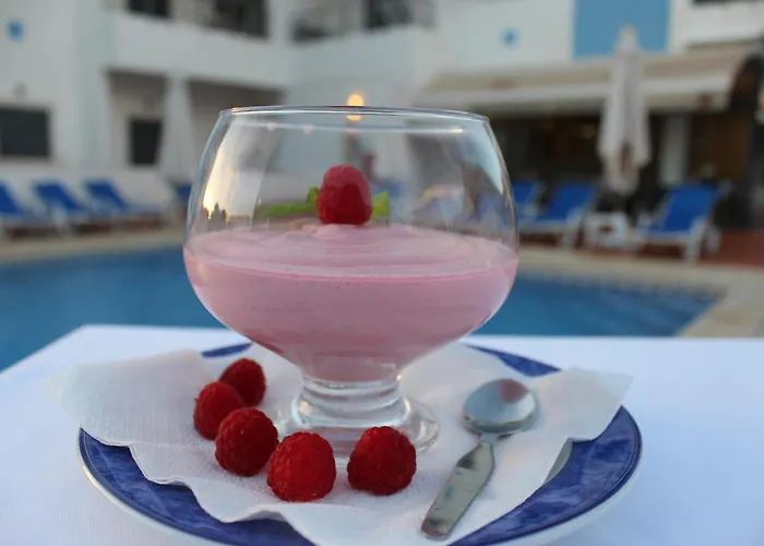 Vicentina Hotel