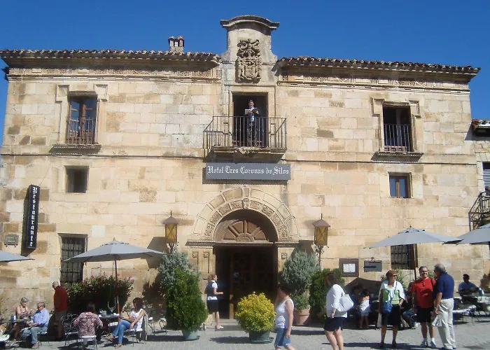 Hotel Tres Coronas de Silos