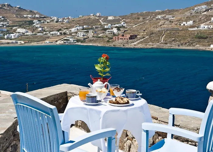 Vana Holidays