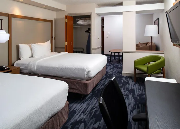 Fairfield Inn & Suites Greensboro Wendover