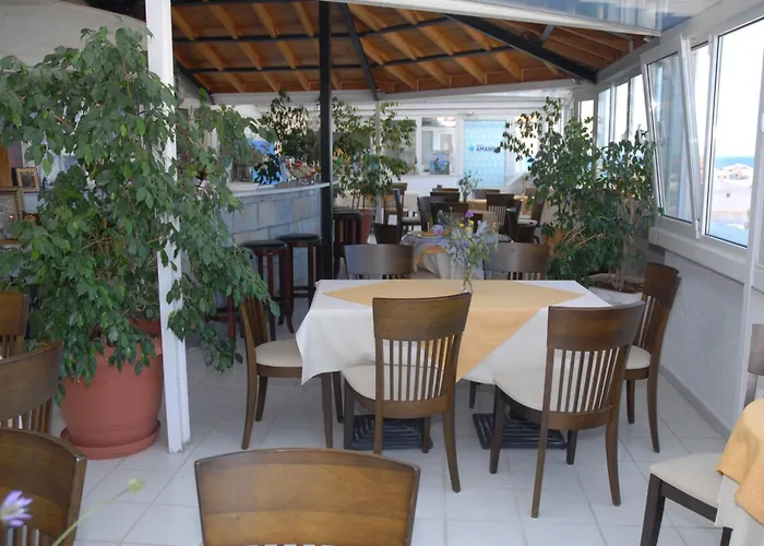 Amanda Hotel