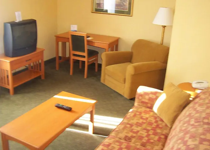 Days Inn By Wyndham Orillia