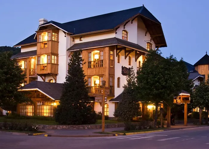 Hotel Y Cabanas Le Village