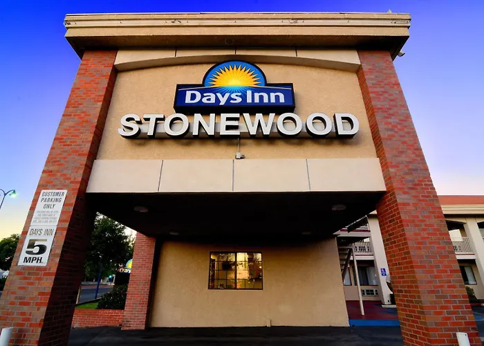 Days Inn By Wyndham Downey