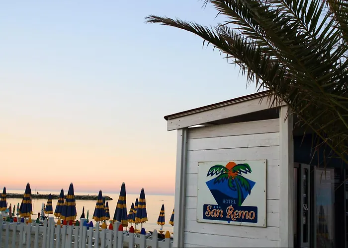 Hotel San Remo - All Inclusive - Fronte Mare - Spiaggia Privata Martinsicuro