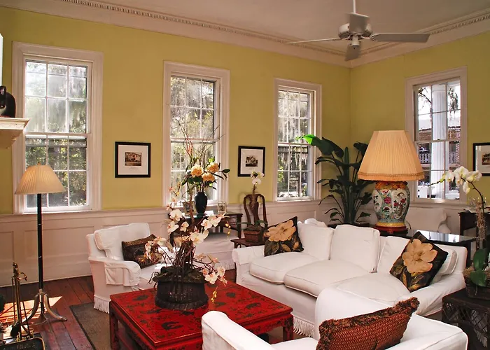Rhett House