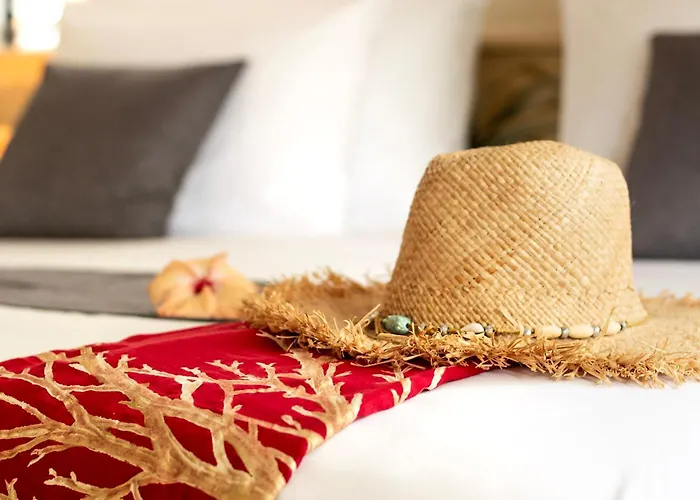 Opoa Beach Hotel