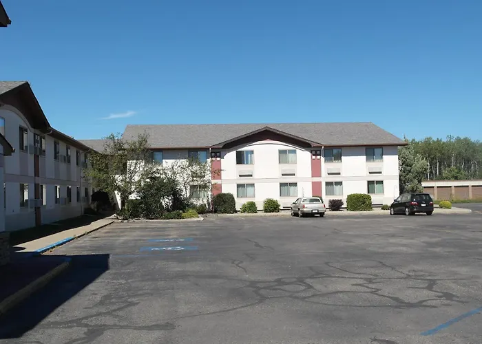Super 8 By Wyndham Bemidji Mn Hotel