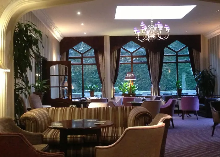 Oakwood Hall Hotel