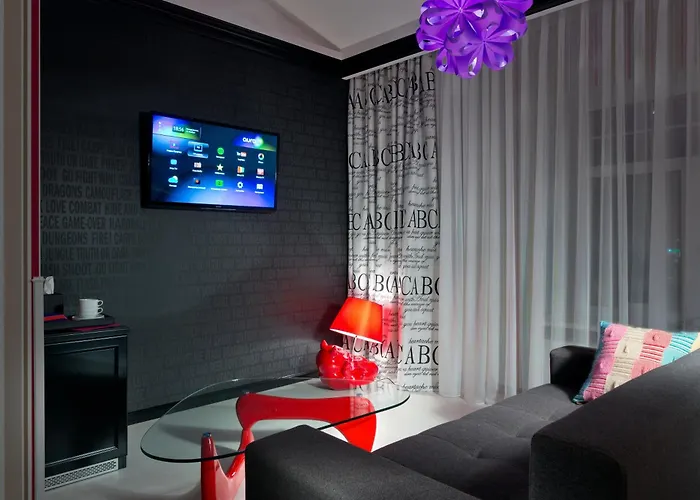 De Gaulle Boutique Hotel