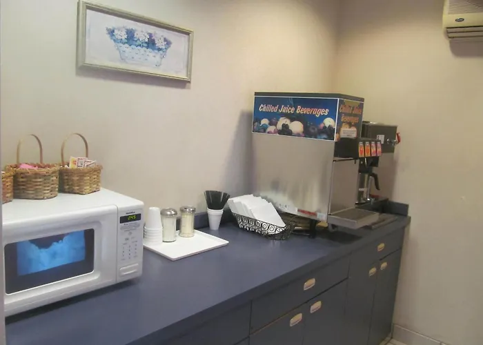 Microtel Inn By Wyndham Champaign