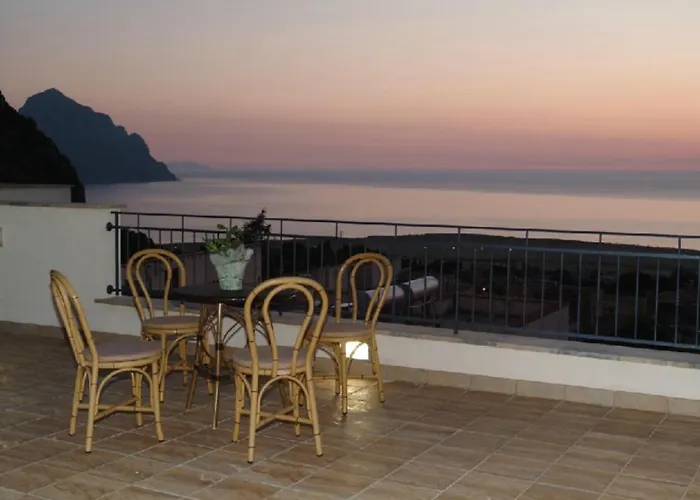 Bed and Breakfast Torre Salina Macari