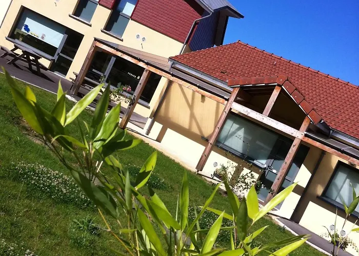 Fasthôtel Le Râle Des Genêts