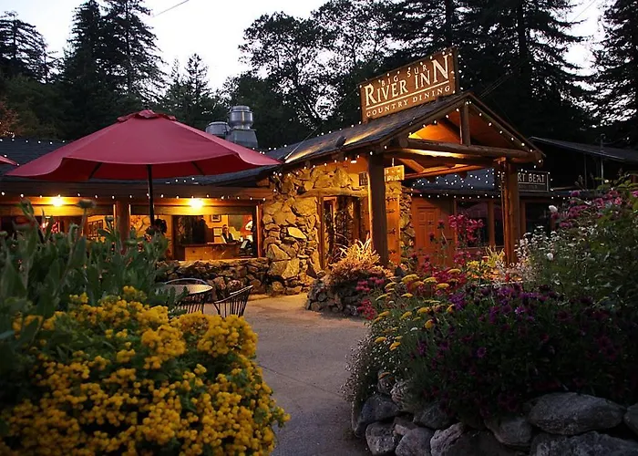 Big Sur River Inn
