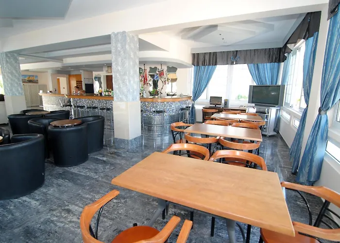 Zeus Hotel
