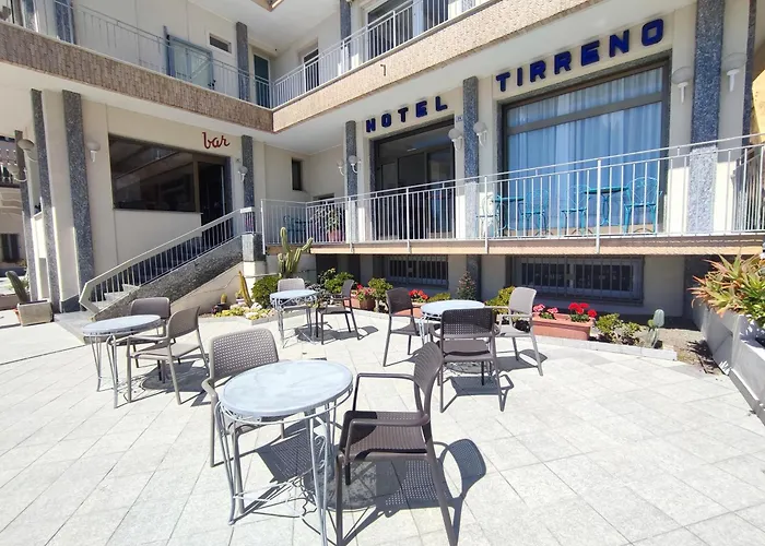 Hotel Tirreno