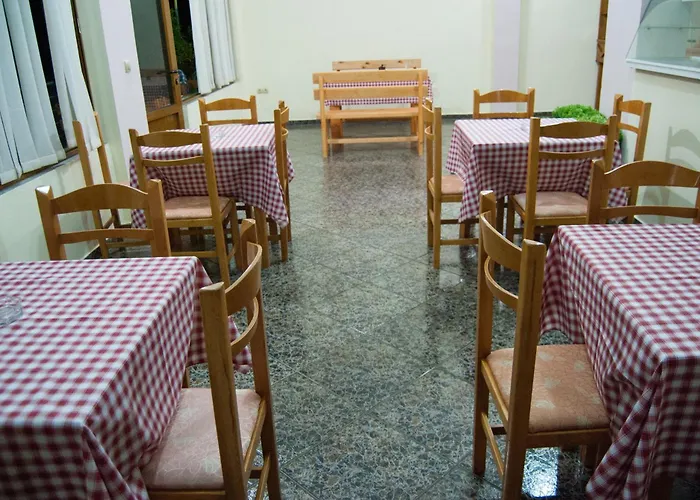 Let Rooms Lukova