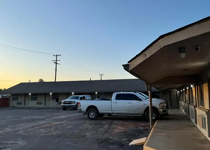 Rodeway Inn & Suites