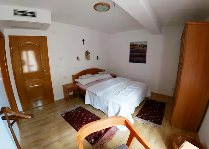 Hotel Bagaric -Ispod Brda Ukazanja Adress Kraljice Mira 56 Bijakovci Medugorje