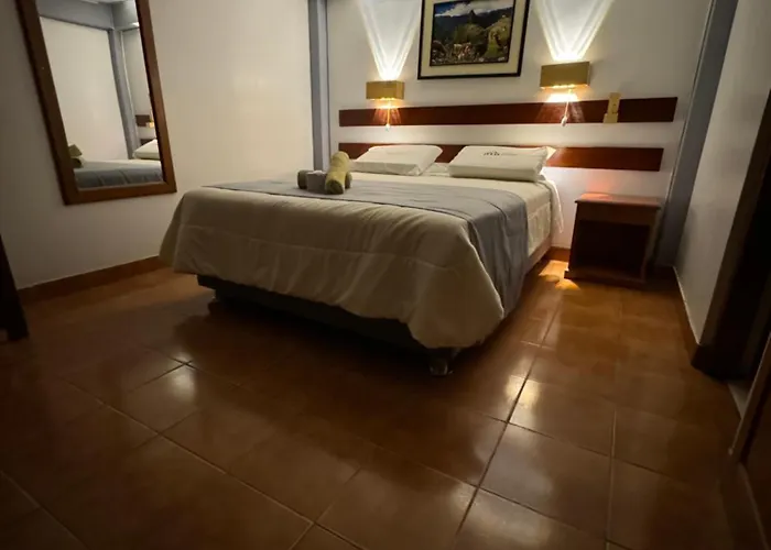 Hotel Alpamayo Guest House