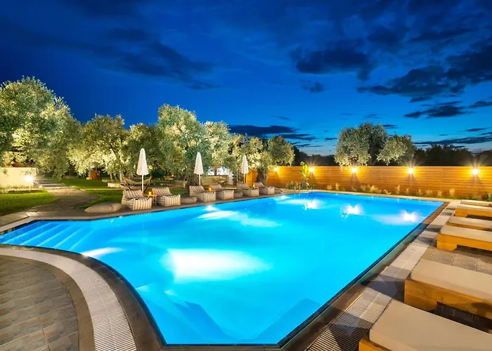 Nefeli Fresh Hotel By Del Mare