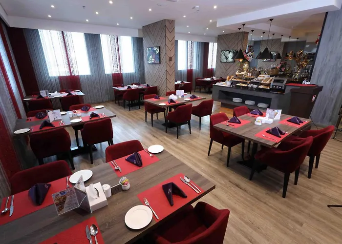 Fortis Hotel