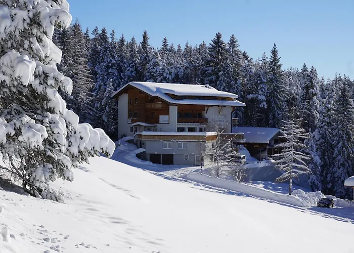 Hotel Pension Tyrol