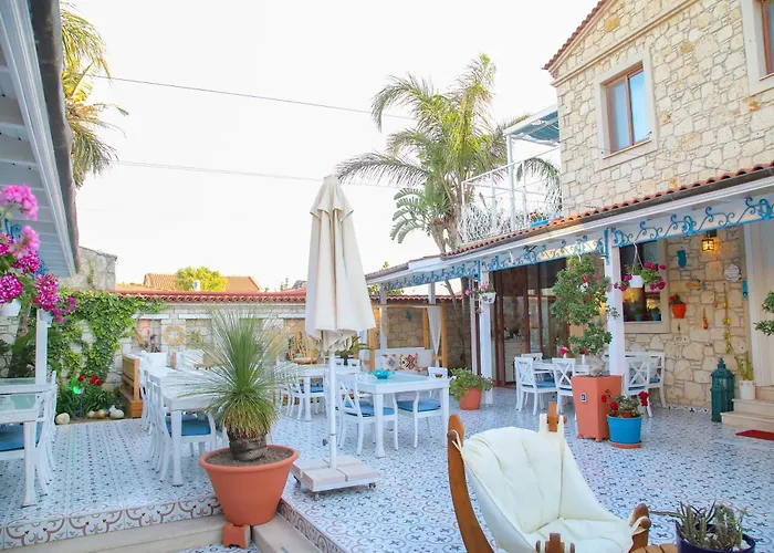 Alacati Leylak Hotel