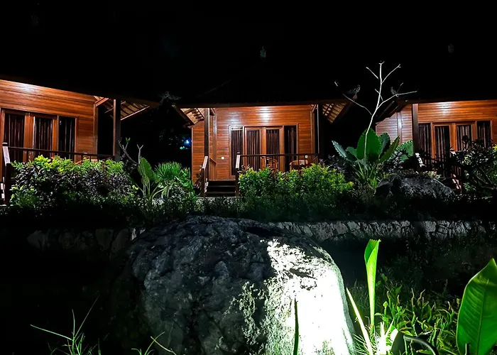 Sunset Hill Lembongan