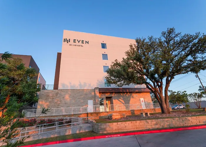 Even Hotel Austin Uptown Near The Domain By Ihg