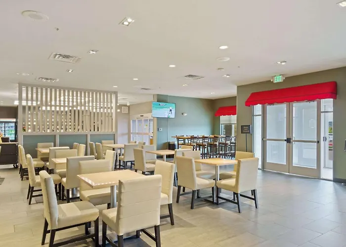 Best Western Plus Executive Residency Fillmore Inn