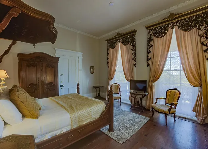 The Inn At Cedar Grove