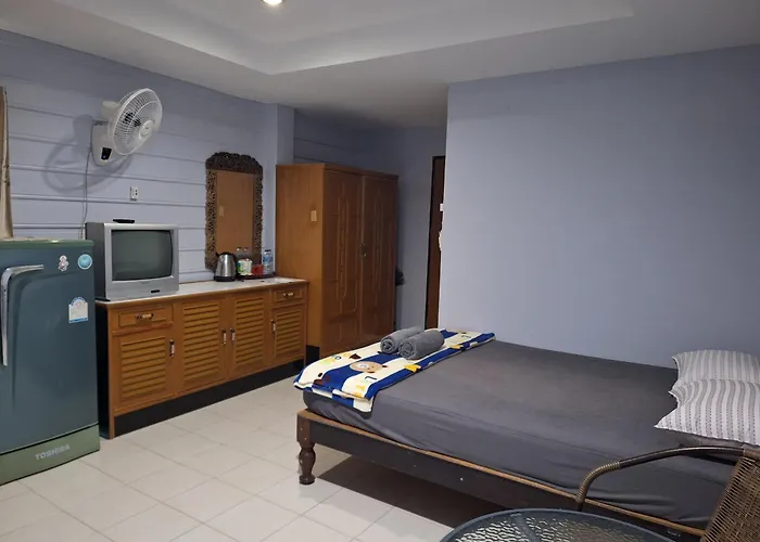 Phonsomboon Guesthouse